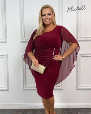 ❤️ Ak hľadáte šaty, ktoré pôsobia jemne, ale zároveň výrazne – práve ste ich našli. Ľahučký mušelín sa krásne hýbe pri...